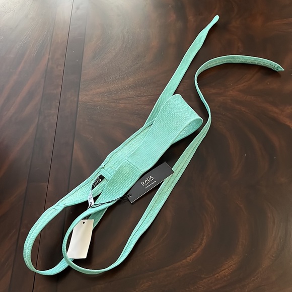 ADA COLLECTION WRAP BELT--AQUA PYTHON - Picture 8 of 11